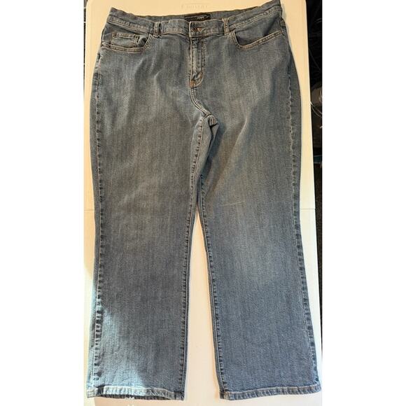 Venezia Women's Size 20 Petite Stretch Straight Leg Jeans - Picture 1 of 4
